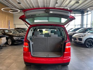 Volkswagen Touran Highline Aut.*1.Hand*TÜV NEU*7 Sitze*AHK*