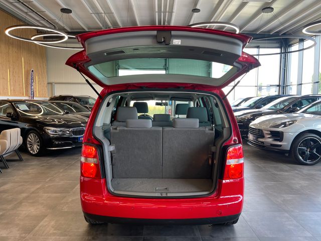 Volkswagen Touran Highline Aut.*1.Hand*TÜV NEU*7 Sitze*AHK*