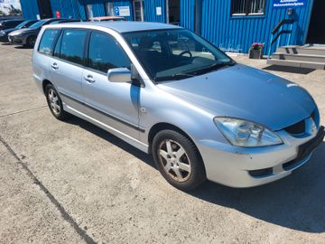 Mitsubishi Lancer - 1