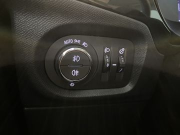 Bild 21 Opel Corsa Edition 1.2 Hybrid AT/SHZ+LHZ/PDC v+h+CAM/