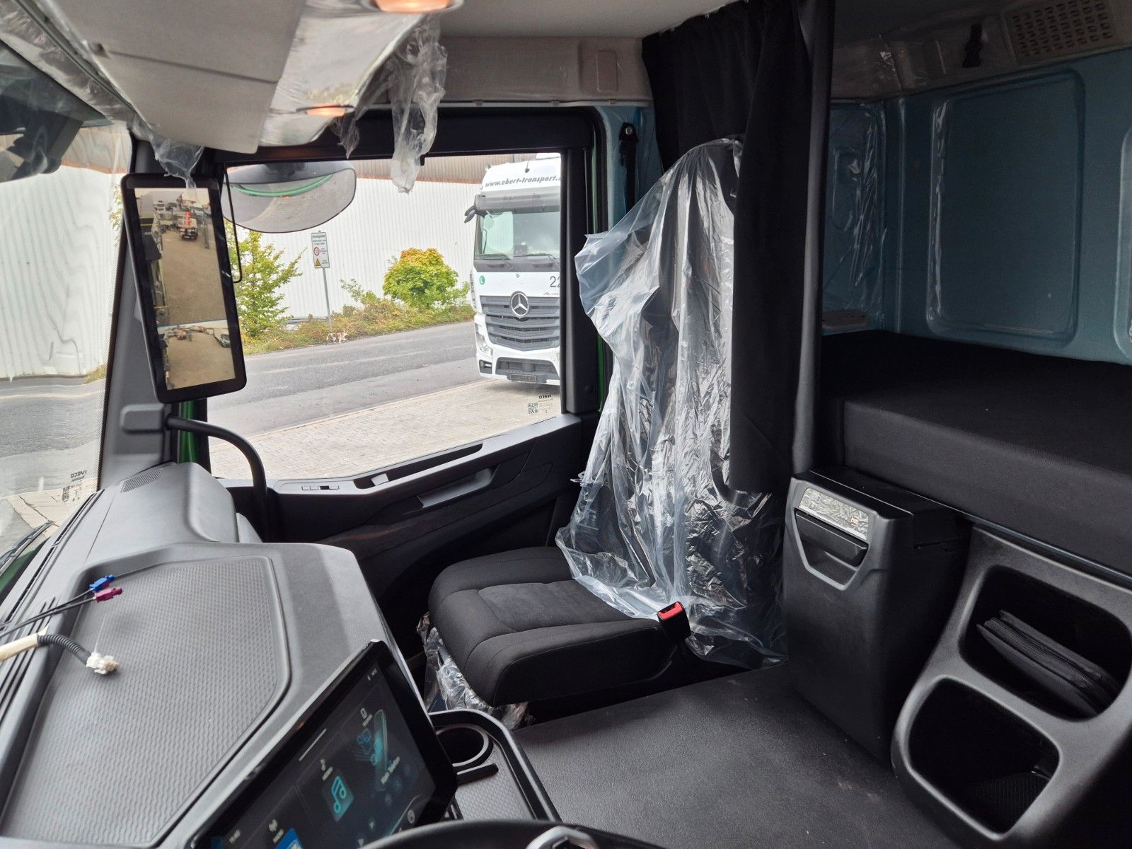 Fahrzeugabbildung Iveco AT300X54Z HR OFF Bordmatik AHK Intarder