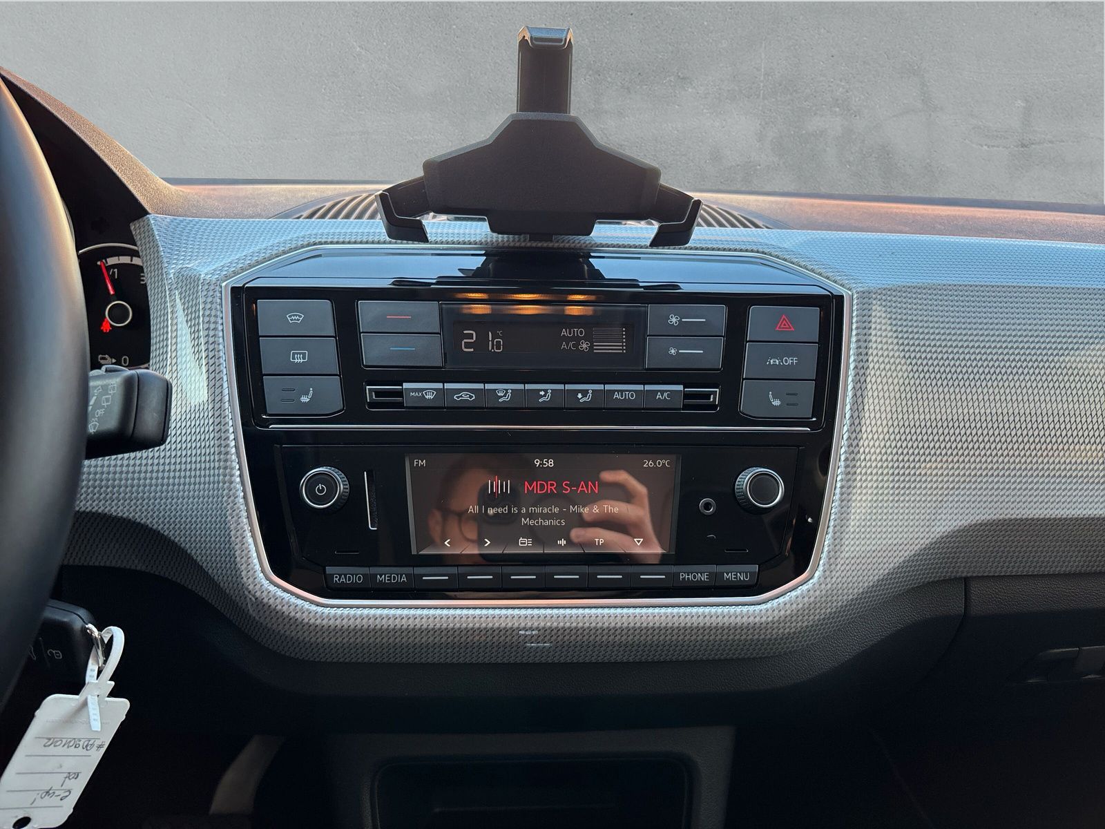 Fahrzeugabbildung Volkswagen e-up! Style Plus SHZ Tempomat Kamera