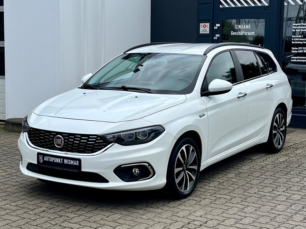 Fiat Tipo Lounge 1.HD+42TKM+LEDER+NAVI+CARPLAY+XENON