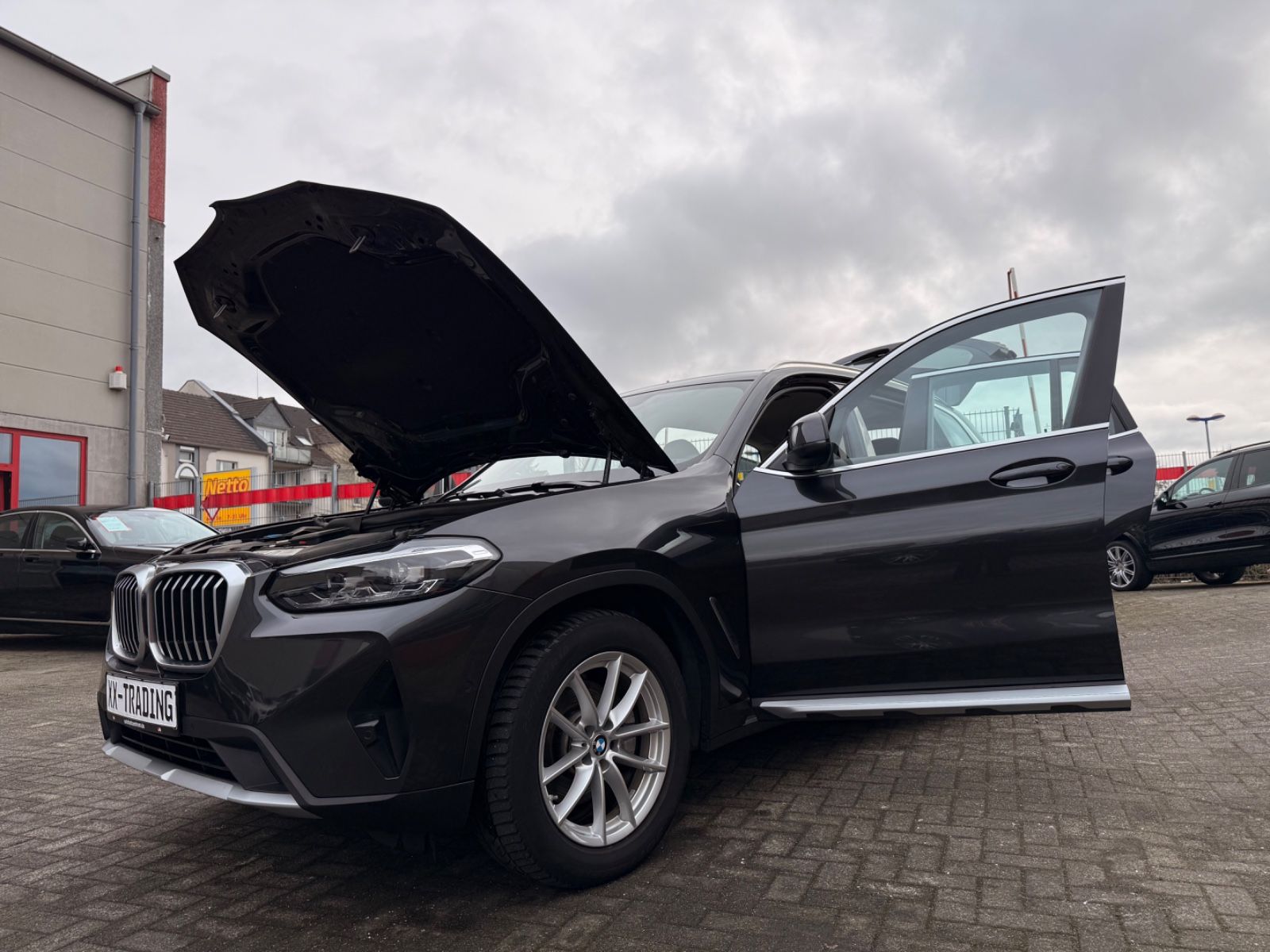 BMW X3 xDrive 20 d LEDER NAVI AUTOMATIK NEUES MODELL foto 11