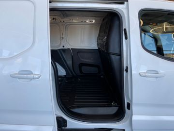 Opel Combo E Cargo Edition *KAMERA*NAVI*PDC*TOUCH*