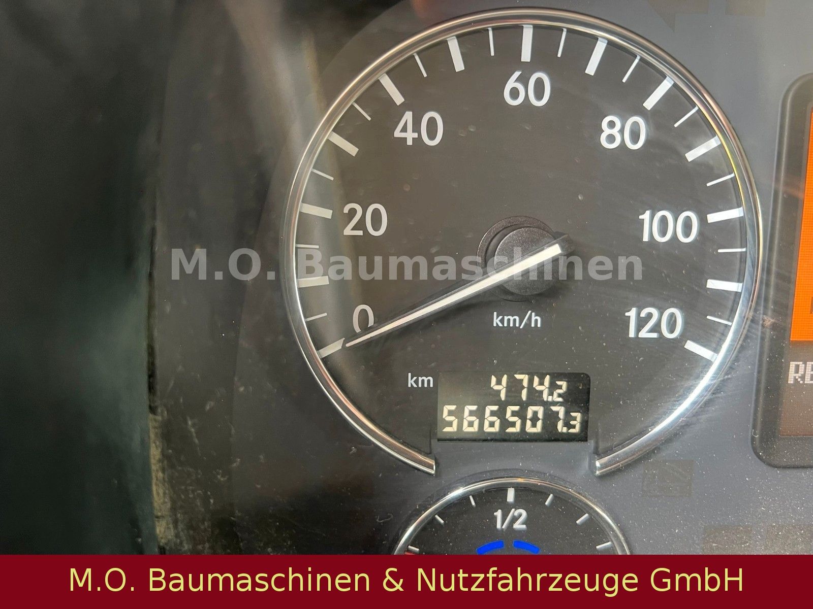 Fahrzeugabbildung Mercedes-Benz Actros 3241 / Euro 5 /