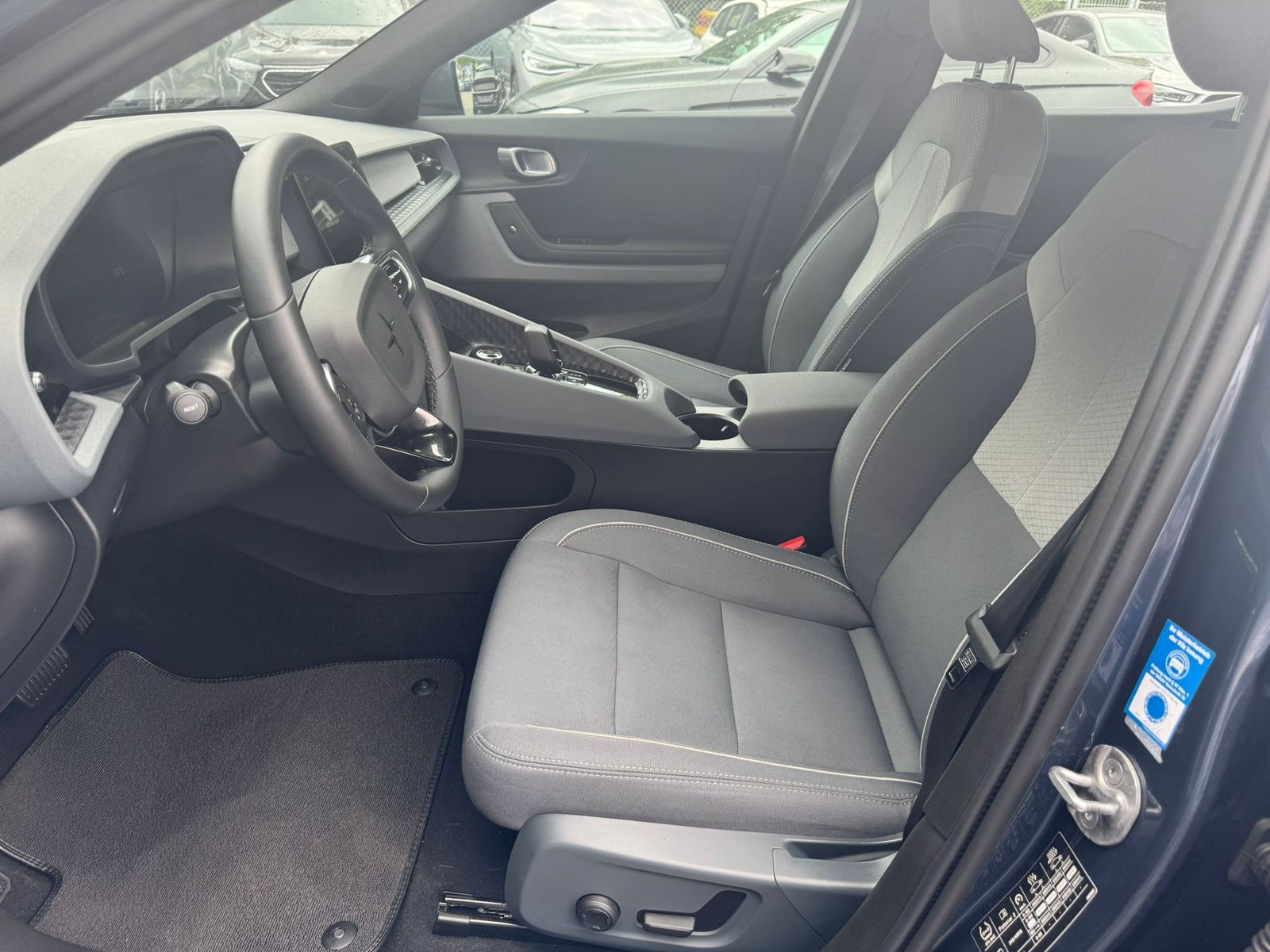 Fahrzeugabbildung Polestar 2 Long Range SM MEMO+LED+SHZ+ACC+DAB+360°+WP+19"