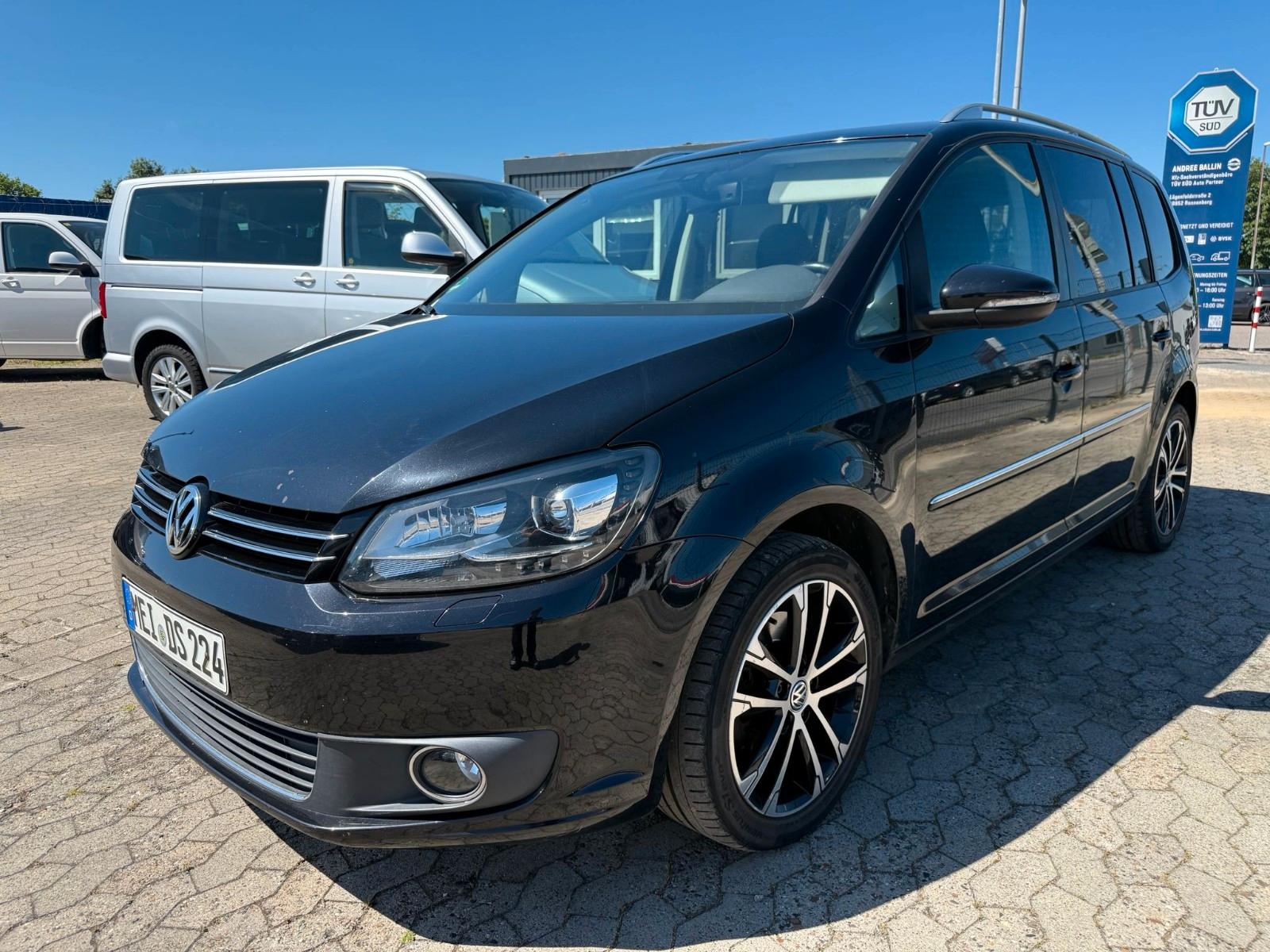 Volkswagen Touran HIGHLINE/140PS/LED/7SITZER/MFL