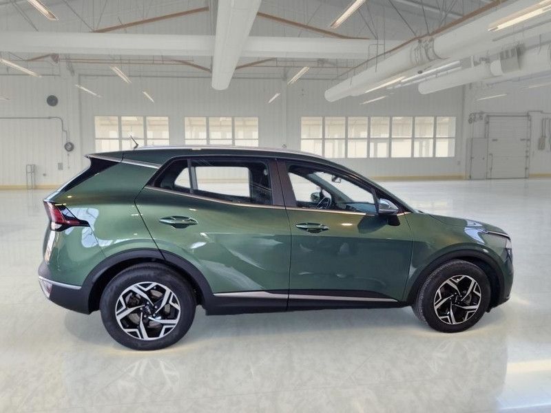 Kia KIA SPORTAGE 1.6 TGDI MHEV BUSINESS 2WD SUV imagem 3