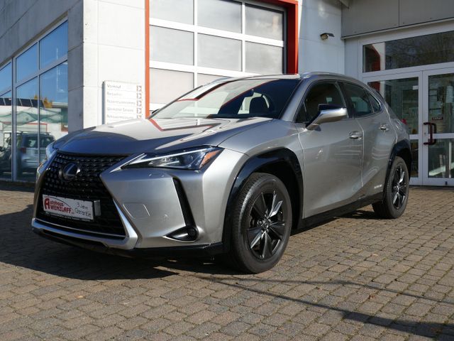 Lexus UX 250h Launch LED 3 Jahre Garantie