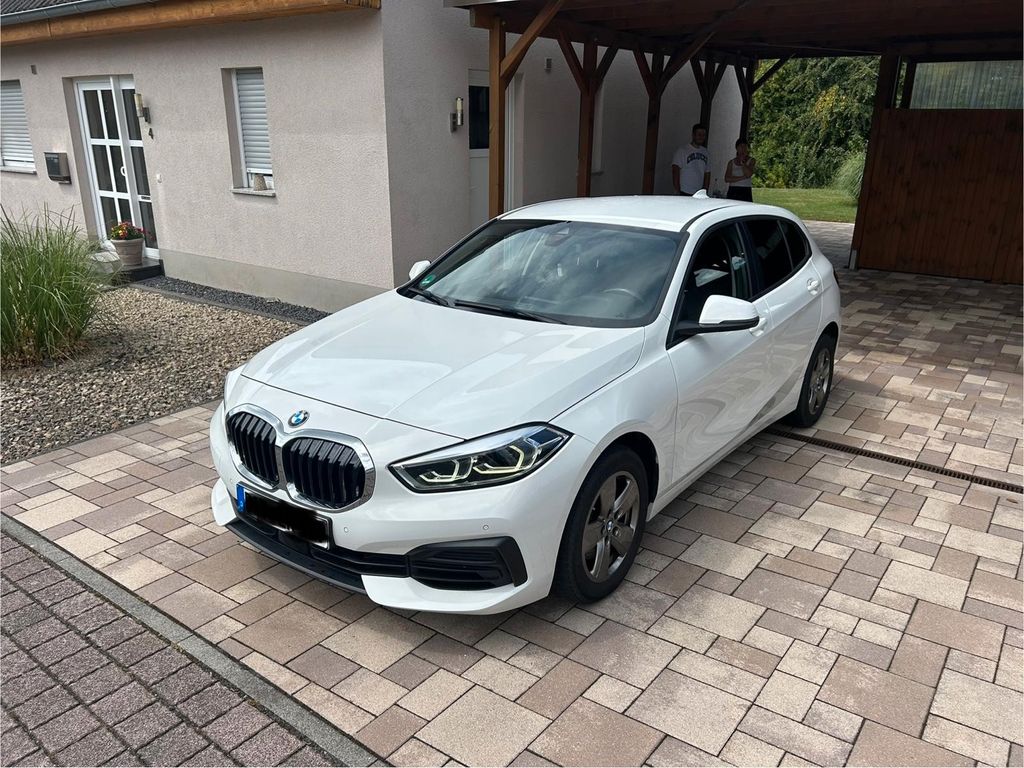 Image of BMW 118