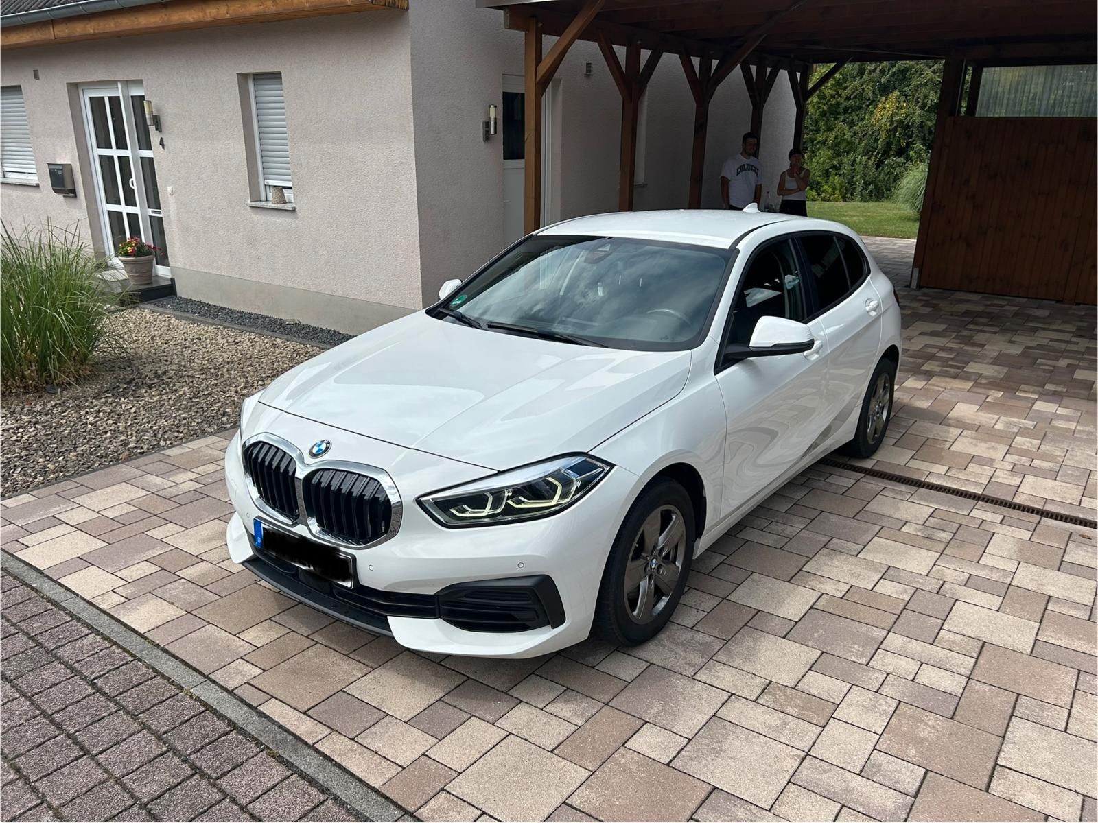 BMW 118i Advantage Advantage LED / NAVI / PDC