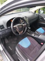 Toyota Avensis 2012 , 1.8l, 147ps - gebrauchte Toyota Avensis aus dem Jahr 2012