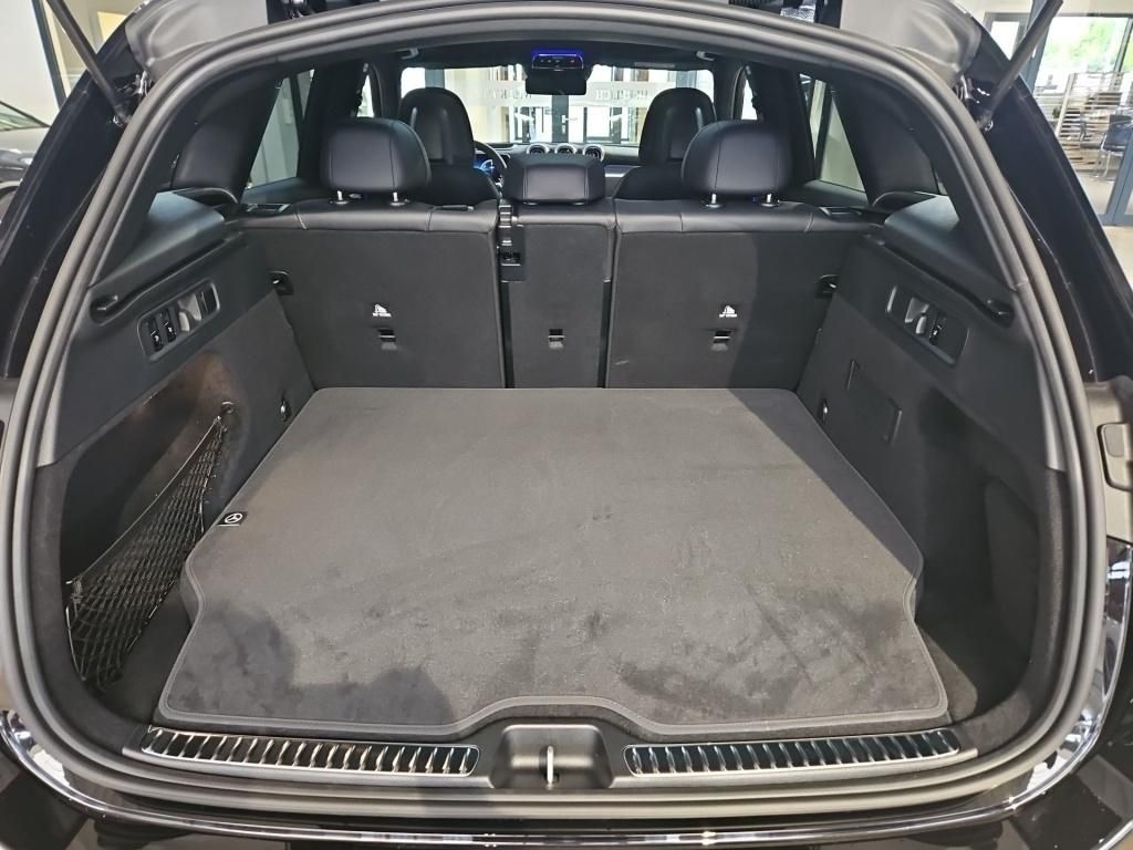 Fahrzeugabbildung Mercedes-Benz GLC 300 de 4M +AMG+AHK+AIRMATIC+DIGI+HEAD+PANO++
