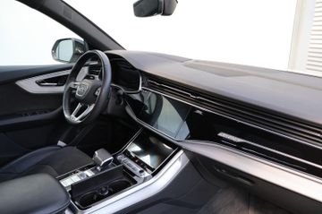 Audi Q8 - 11
