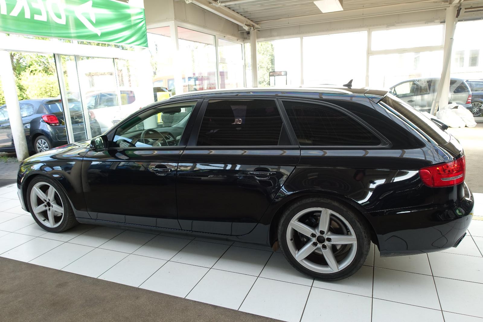 Audi A4 2009 — photo 11