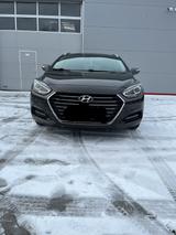 Hyundai i40 1.7 CRDI/ TÜV NEU - Hyundai i40 mit Panoramadach