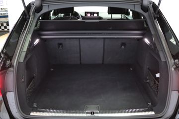 Fahrzeugverkauf 30 Audi A4 Avant 40 TFSI quattro S line Matrix AHK StHZ