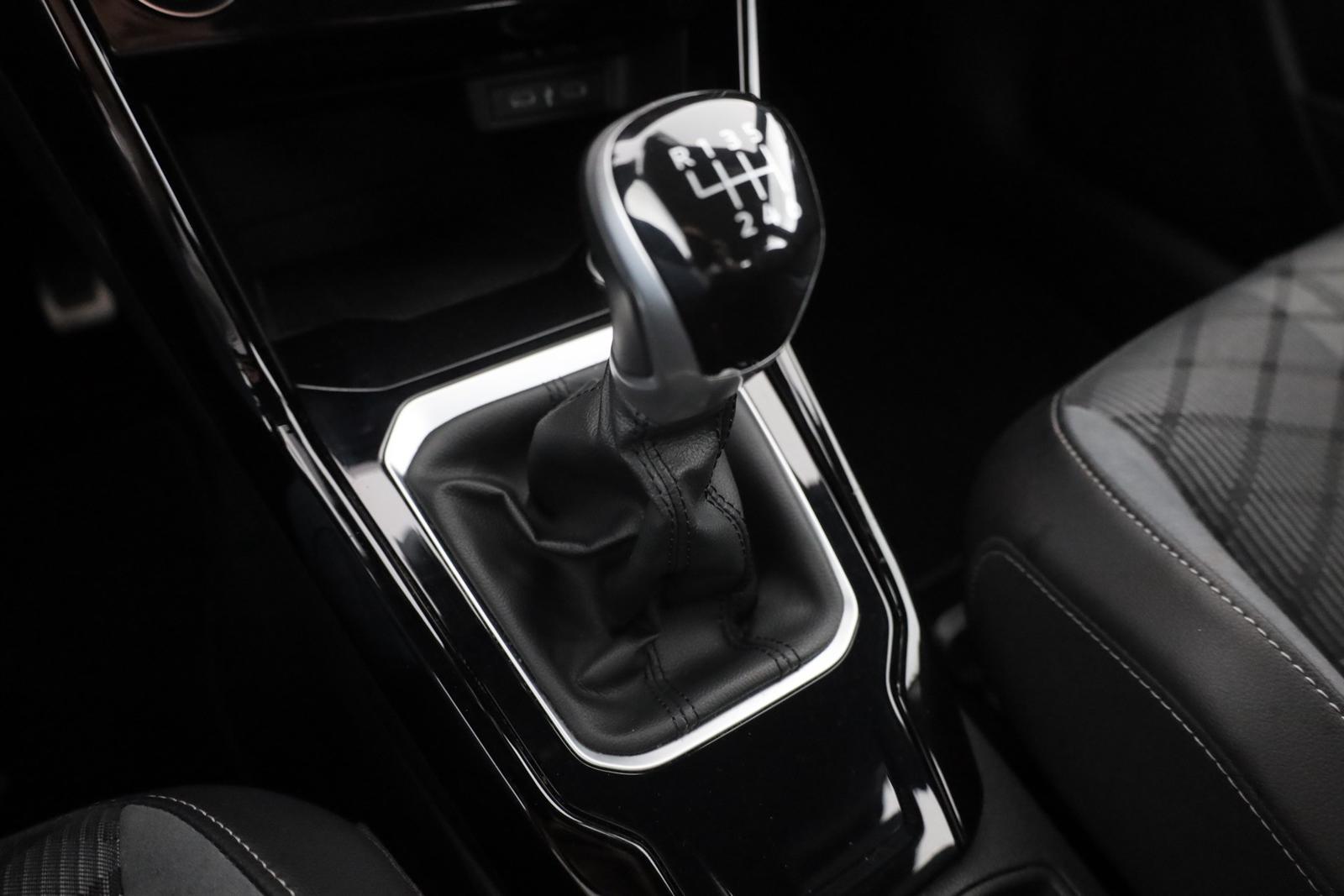 Volkswagen T-Roc 1.0 TSI R-Line LED ACC Virtual Cockpit PDC, миниатюра 14