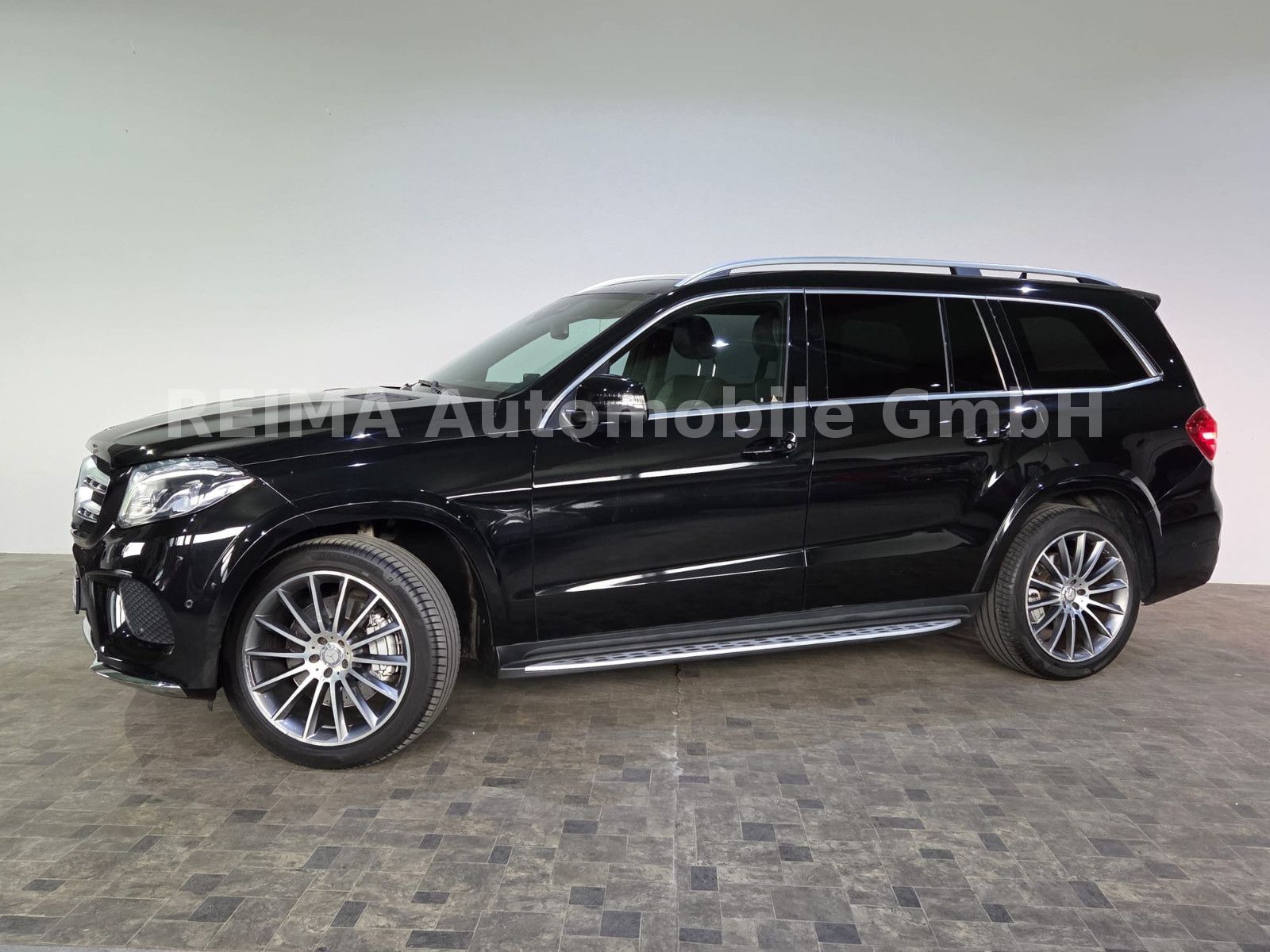 Fahrzeugabbildung Mercedes-Benz GLS 350 d 4Matic, 7 Sitzer, 360°, Pano