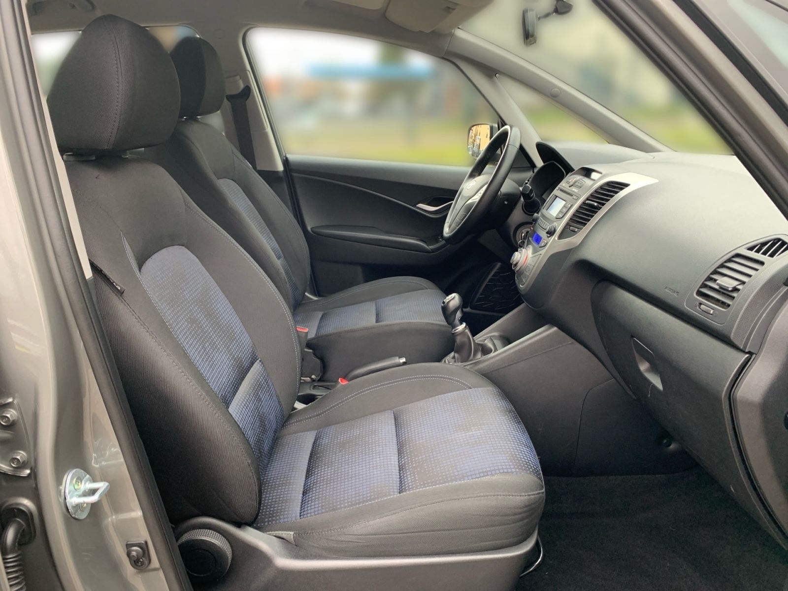Fahrzeugabbildung Hyundai ix20 blue Space Sitzheizung PDC