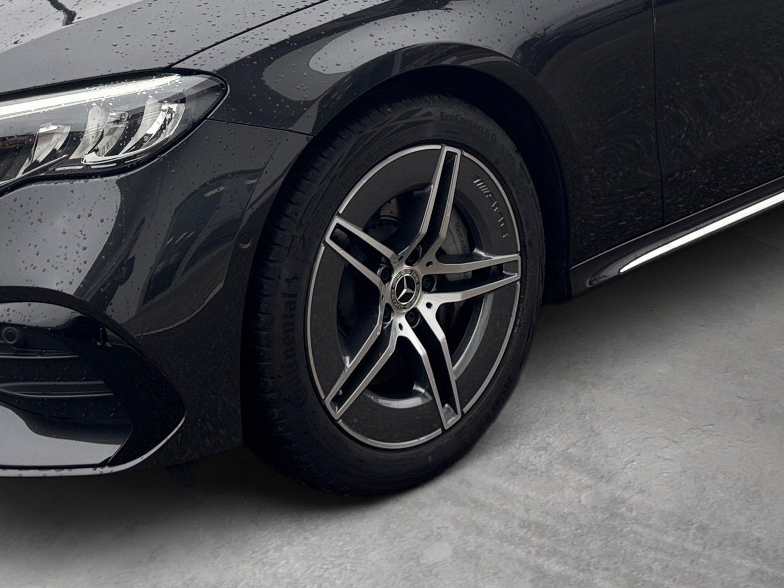 Fahrzeugabbildung Mercedes-Benz E 200 T AMG Adv.*MBUX-Superscreen*DISTRONIC*LED*