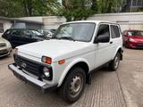Lada Niva 1.7 Legend 4x4 Servo 1.Hand AHK - Lada Niva: Allradantrieb, 1.7