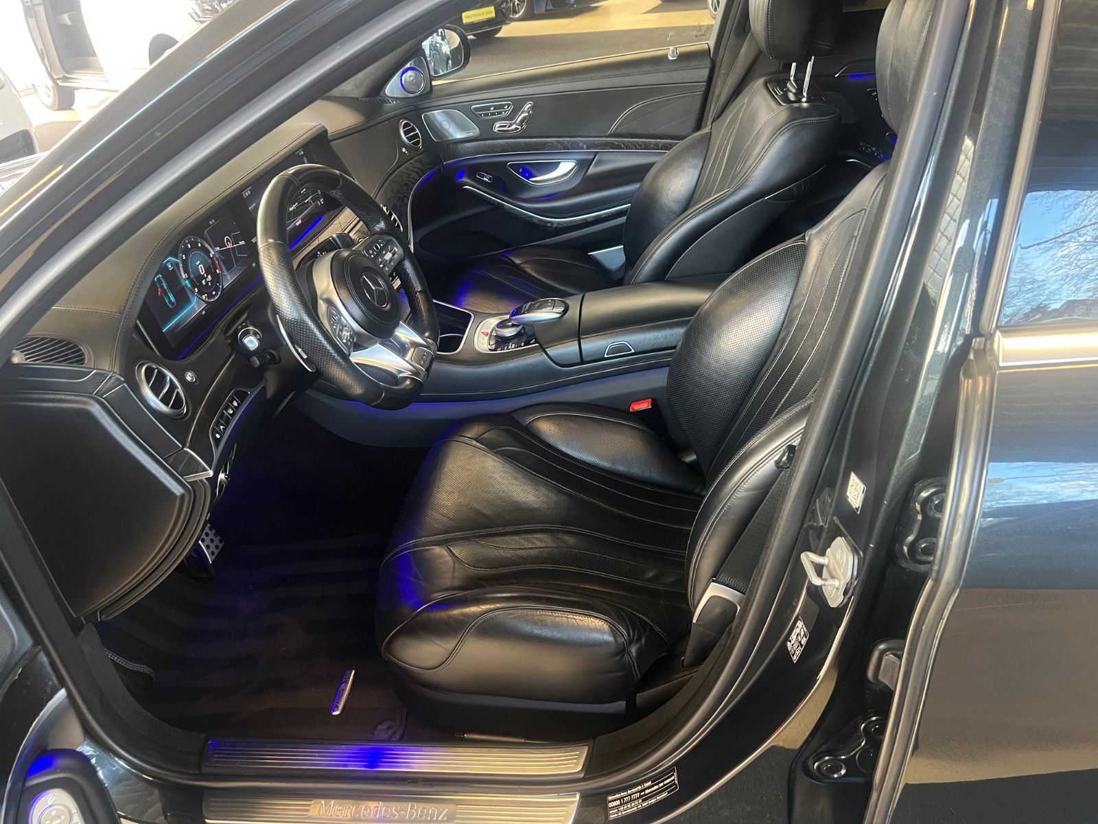 Fahrzeugabbildung Mercedes-Benz S 400 d 4Matic L AMG 63 *3D-Burmester*Magic-Sky*