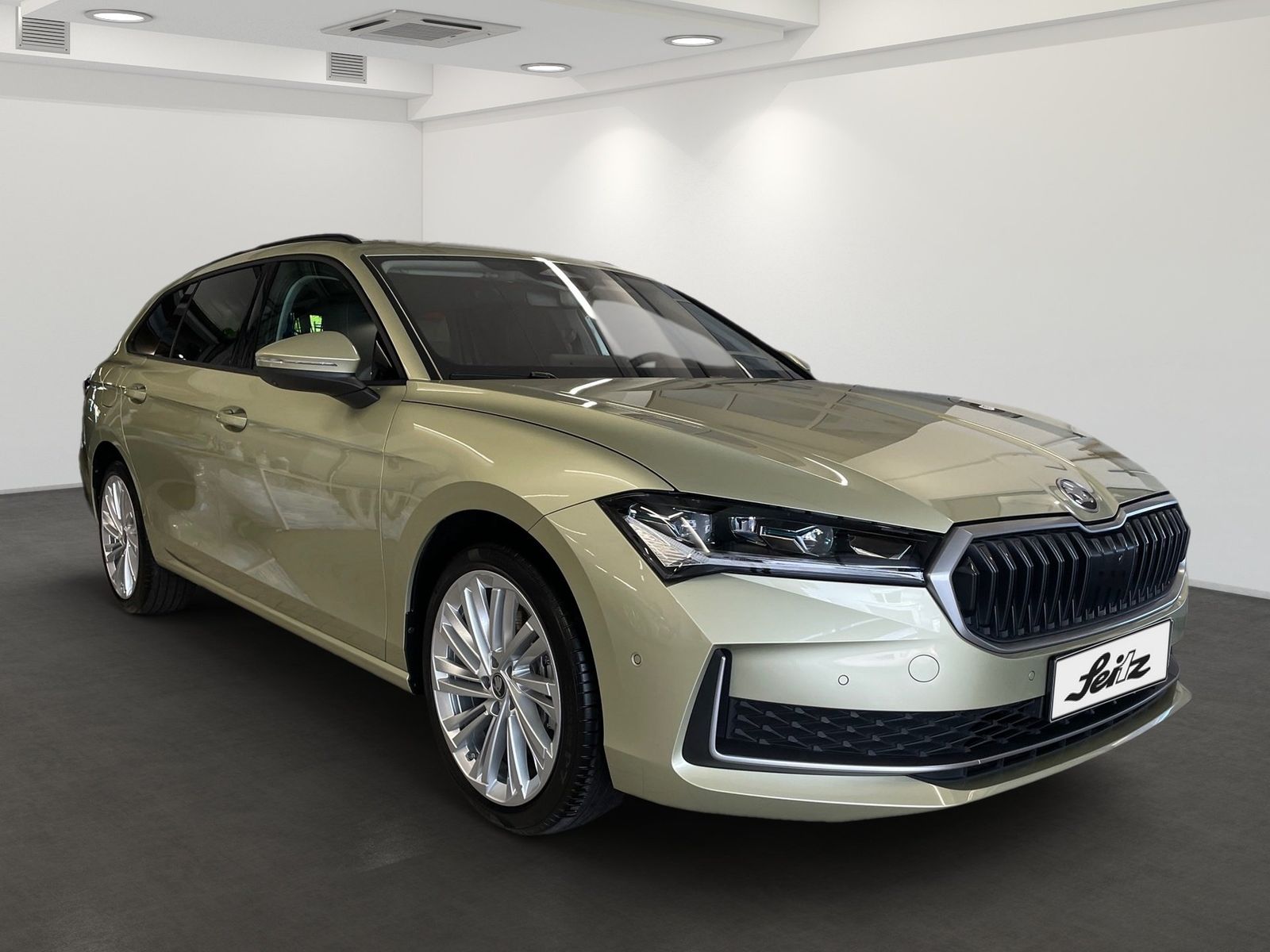 Skoda Superb - Bild 3