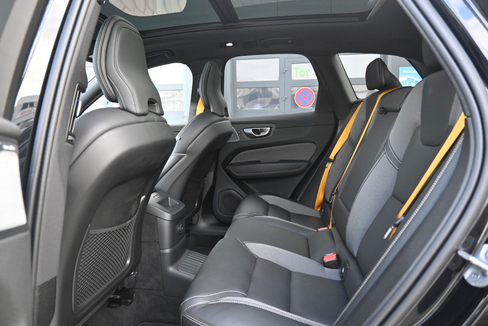Fahrzeugabbildung Volvo XC60 T8 AWD Polestar Engineered Plug-In Hybrid