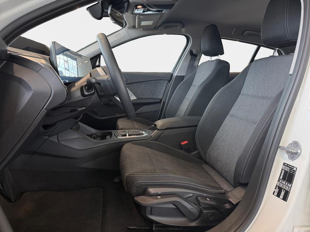 BMW 1 Series Aut. Adapt. LED+Inno+HUD+Massage+SHZ, миниатюра 7