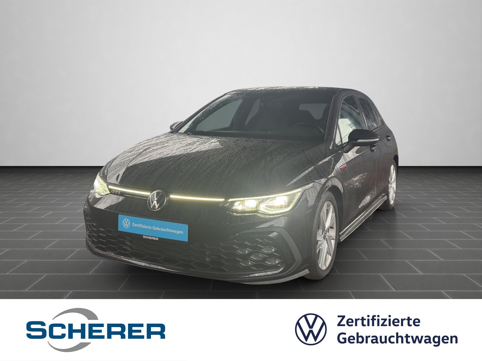 Volkswagen Golf VIII GTI 2.0 TSI DSG IQ.LIGHT NAVI BLACK ST