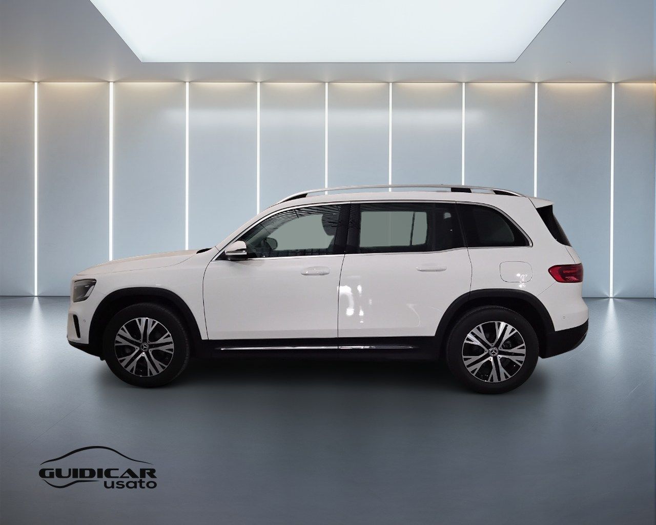 Mercedes-Benz GLB - X247 2023 - GLB 180 d Progre imagem 3