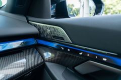 BMW M5 Limousine/ DRIVING PROF. / COMFORT PAKET/ B&W BMW M5 Limousine/ DRIVING PROF. / COMFORT PAKET/ B&W