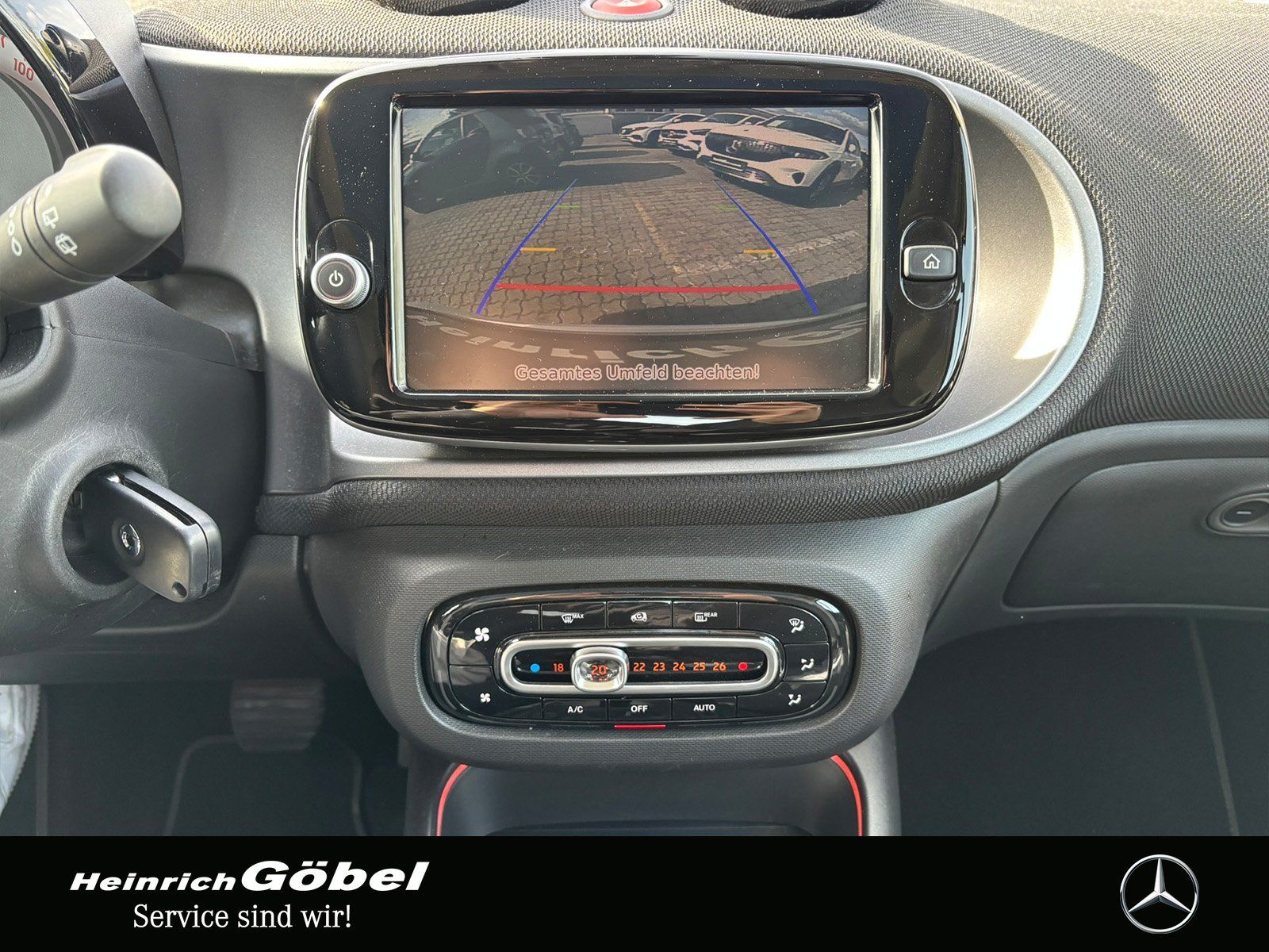 Fahrzeugabbildung Smart EQ COUPÉ*EXCLUSIVE*22kW*JBL-SOUNDSYS*ALLWETTER*