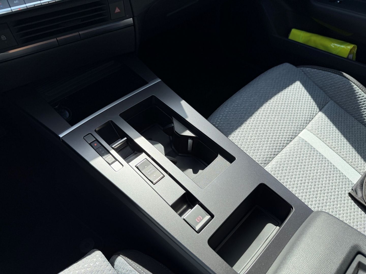 Fahrzeugabbildung Opel Astra L Edition SHZ+LHZ+Kamera+Allwetter
