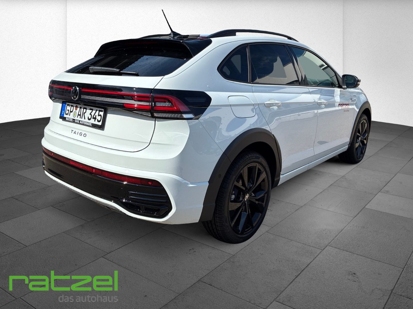 Fahrzeugabbildung Volkswagen Taigo R-LINE 1.0 TSI DSG LED+ACC+Kamera+PDC