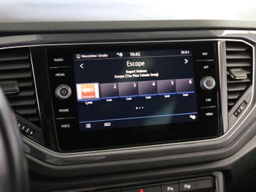 Volkswagen T-Roc 1.5TSI DSG IQ DRIVE PANORAMA KAMERA ACC
