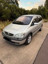 Opel Zafira A 1.8 Benziner  7-Sitzer - Opel Zafira Gebrauchtwagen in Magdeburg