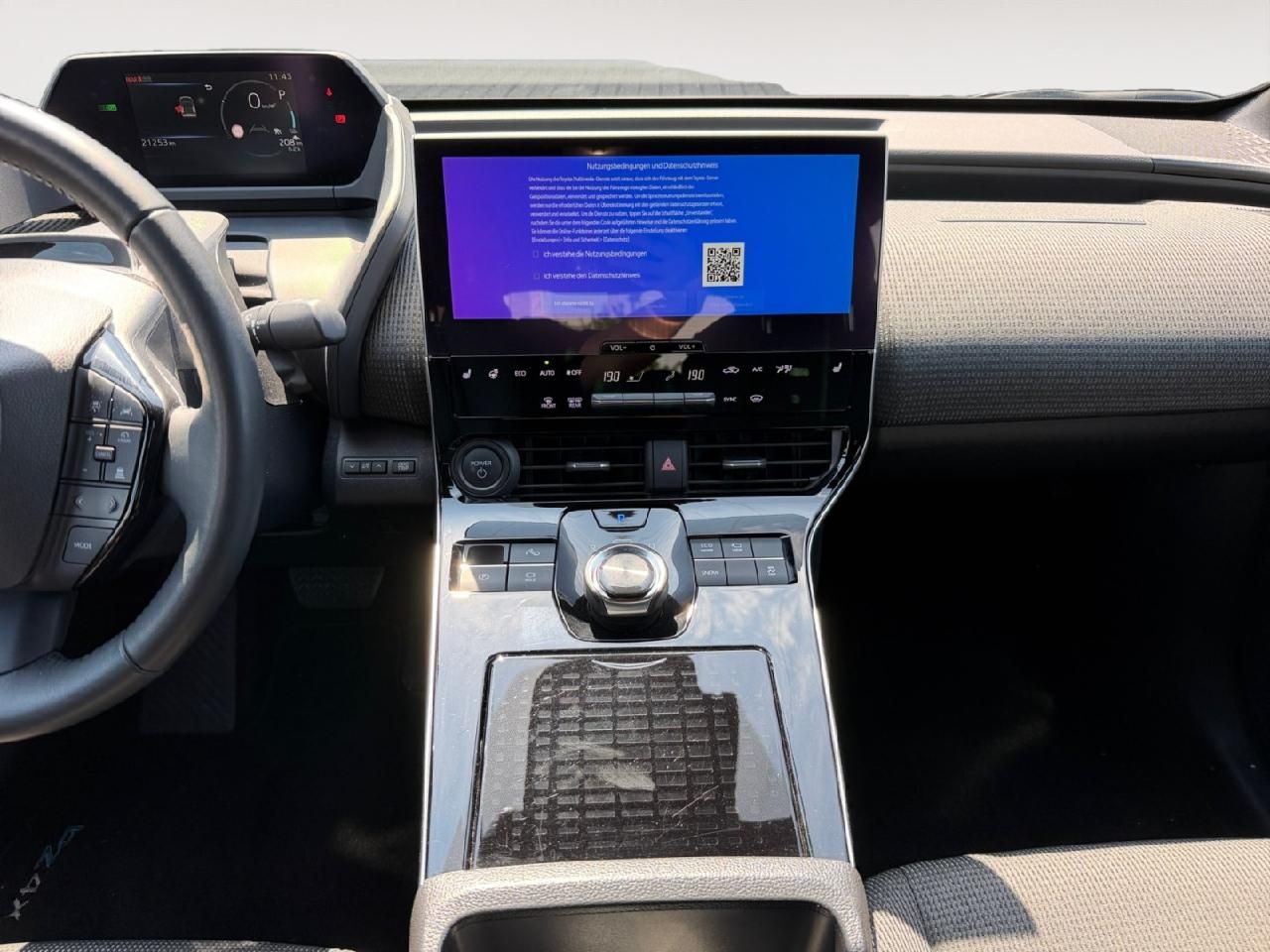 Fahrzeugabbildung Toyota bZ4X FWD