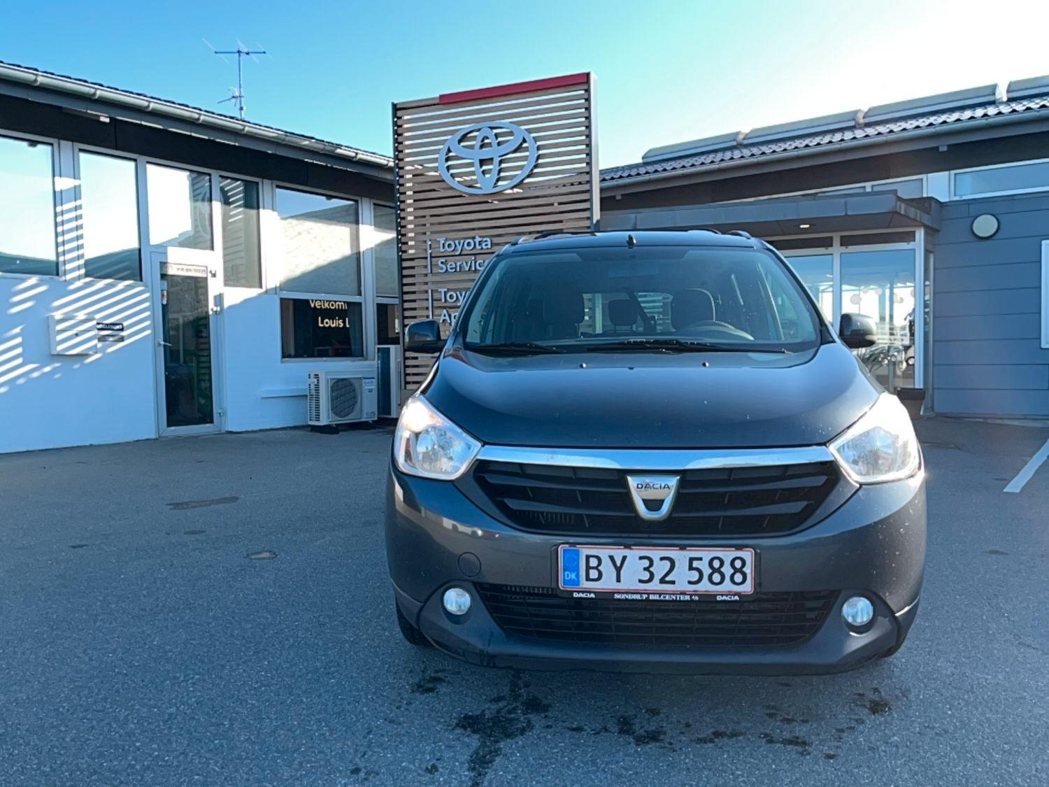 Dacia Lodgy 2015 — photo 10