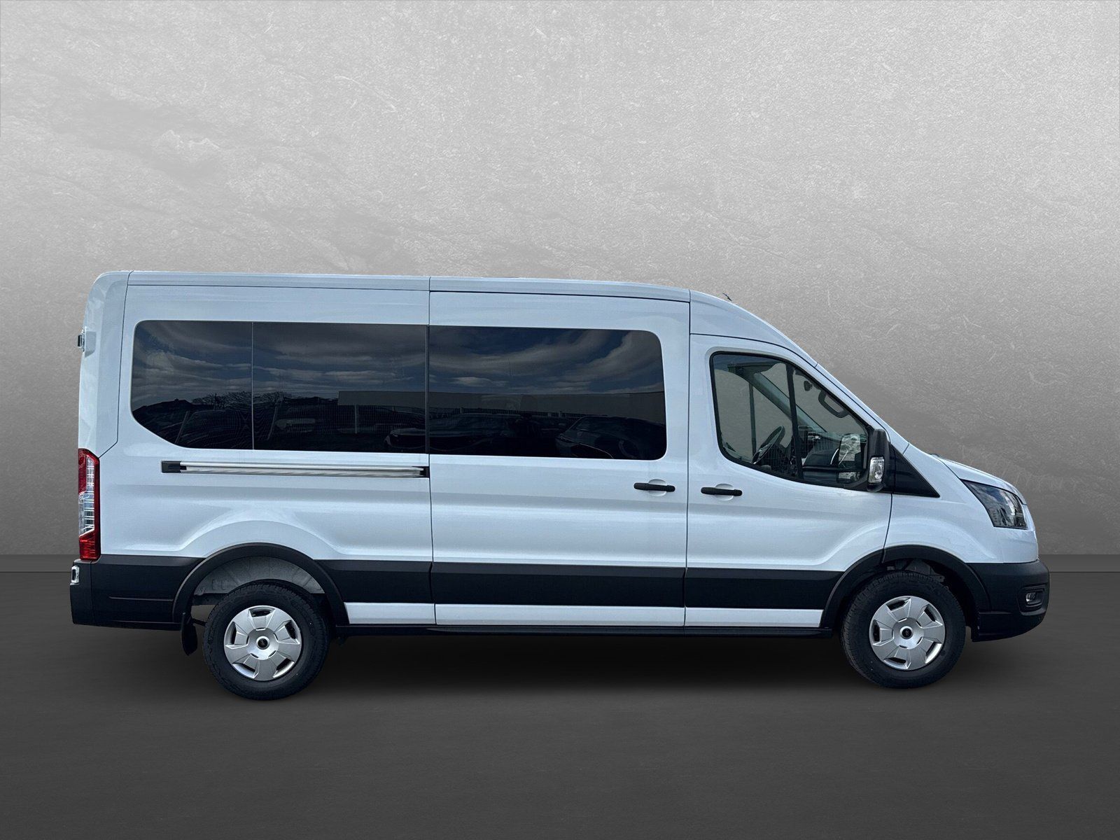 Ford Transit Kombi 350L3 Trend Automatik SYNC4 PDCv+h imagem 2