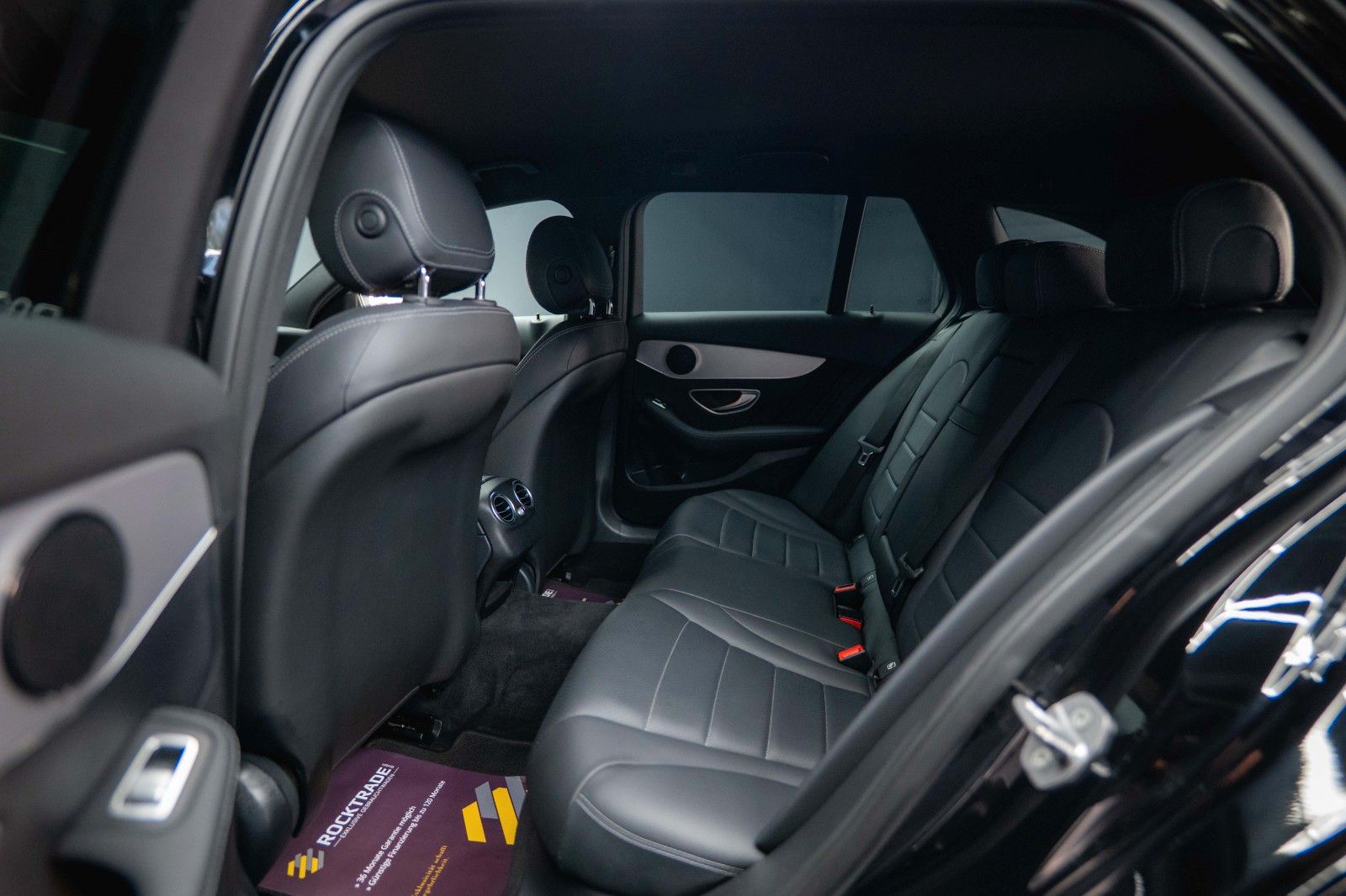 Fahrzeugabbildung Mercedes-Benz C 400 T 4Matic AMG Night-Edition *LED*19%*