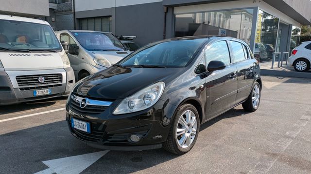 Opel Corsa 1.2 5 porte OK NEOPATENTATI