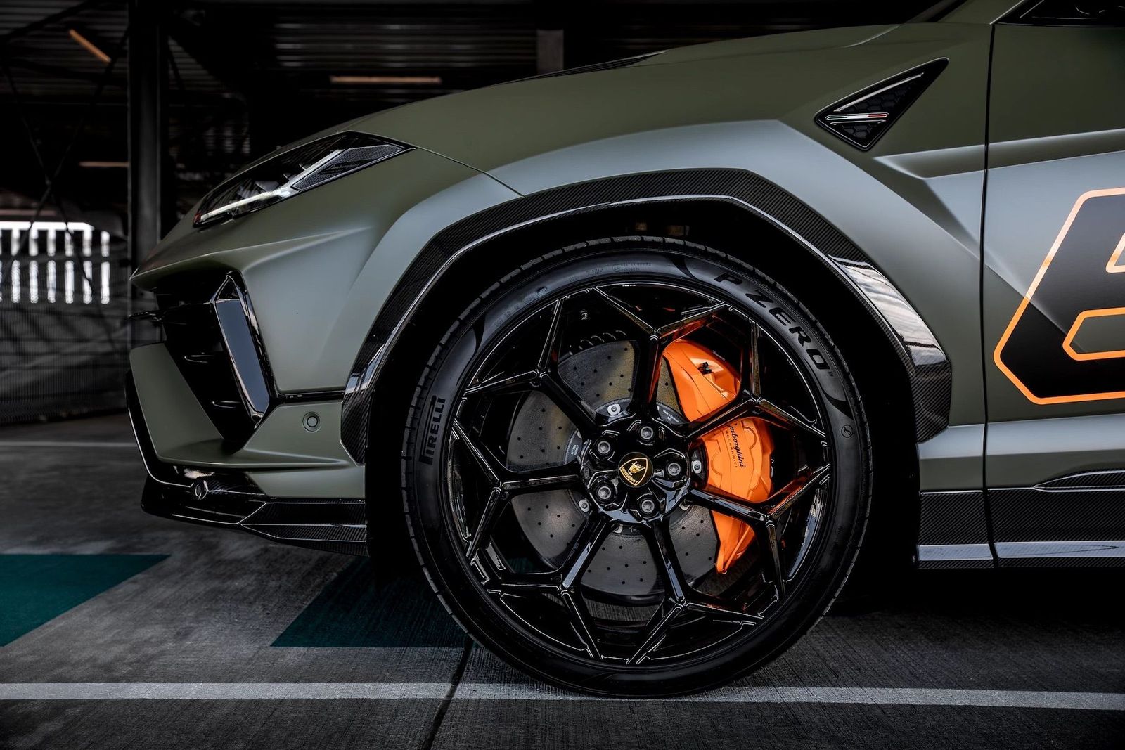 Fahrzeugabbildung Lamborghini Urus PERFORMANTE |ADAS+|B&O|CARBON|AKRAPOVIC|PPF