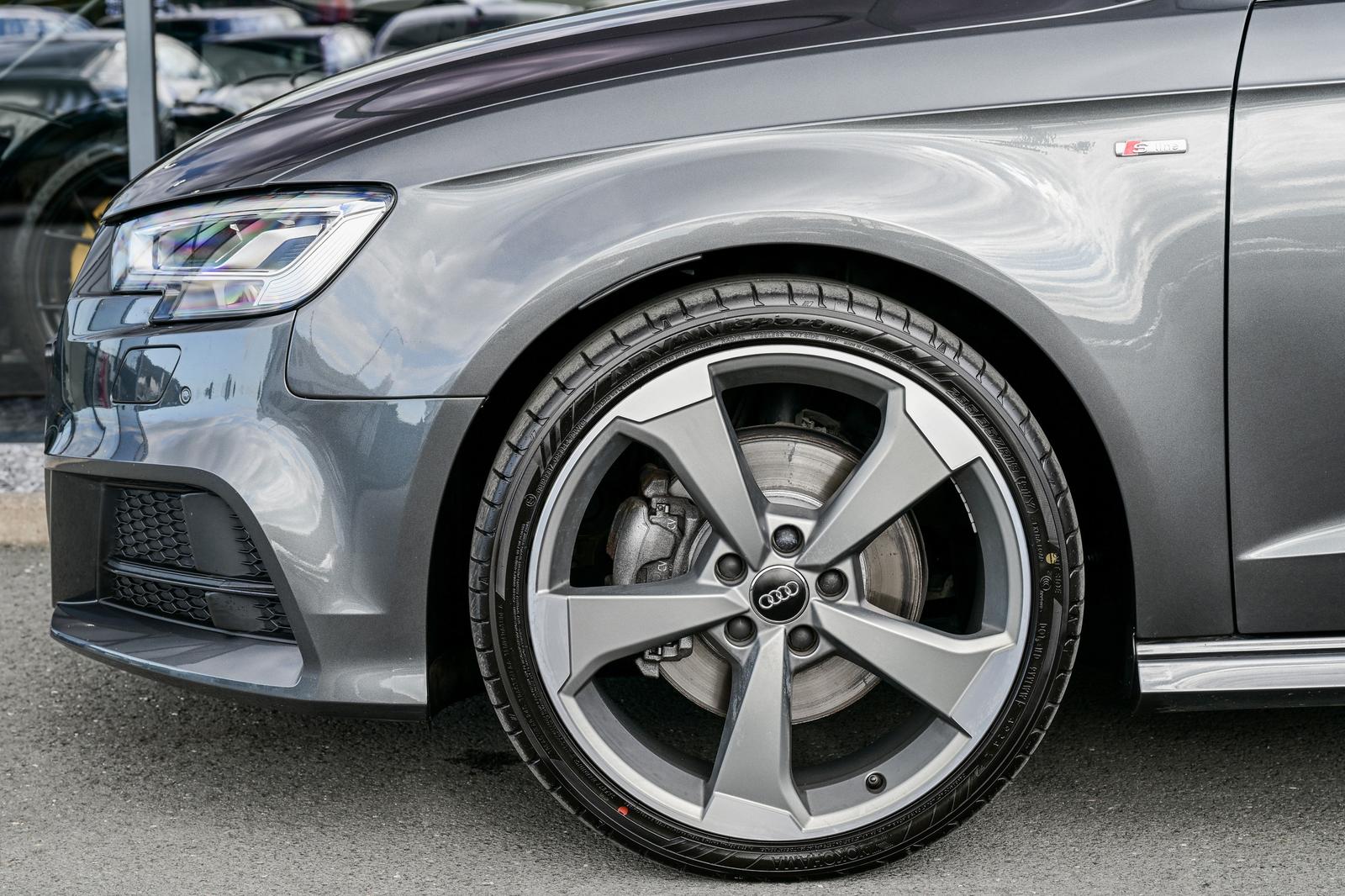 Audi A3 Sportback 2.0 TFSI quattro 3x S line* Pano !*