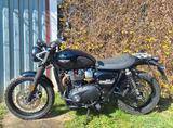 Triumph Street Scrambler - TRIUMPH SCRAMBLER