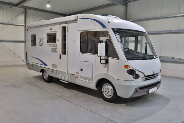 Bürstner I 660 Elegance /Festbett+Hubbett/Markise