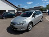 Opel Astra J Sports Tourer Edition - Opel Astra aus 2010: Sports