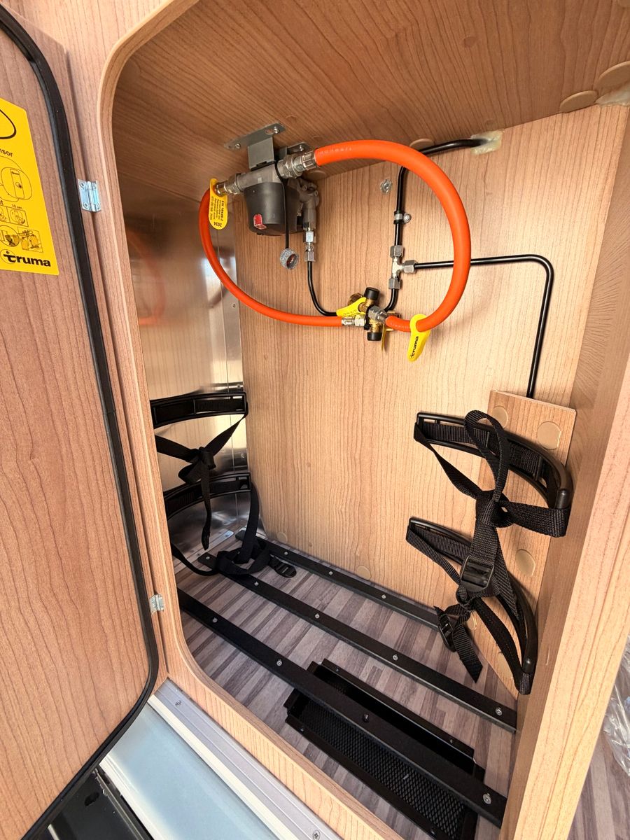 Fahrzeugabbildung Malibu Van compact 600 LE